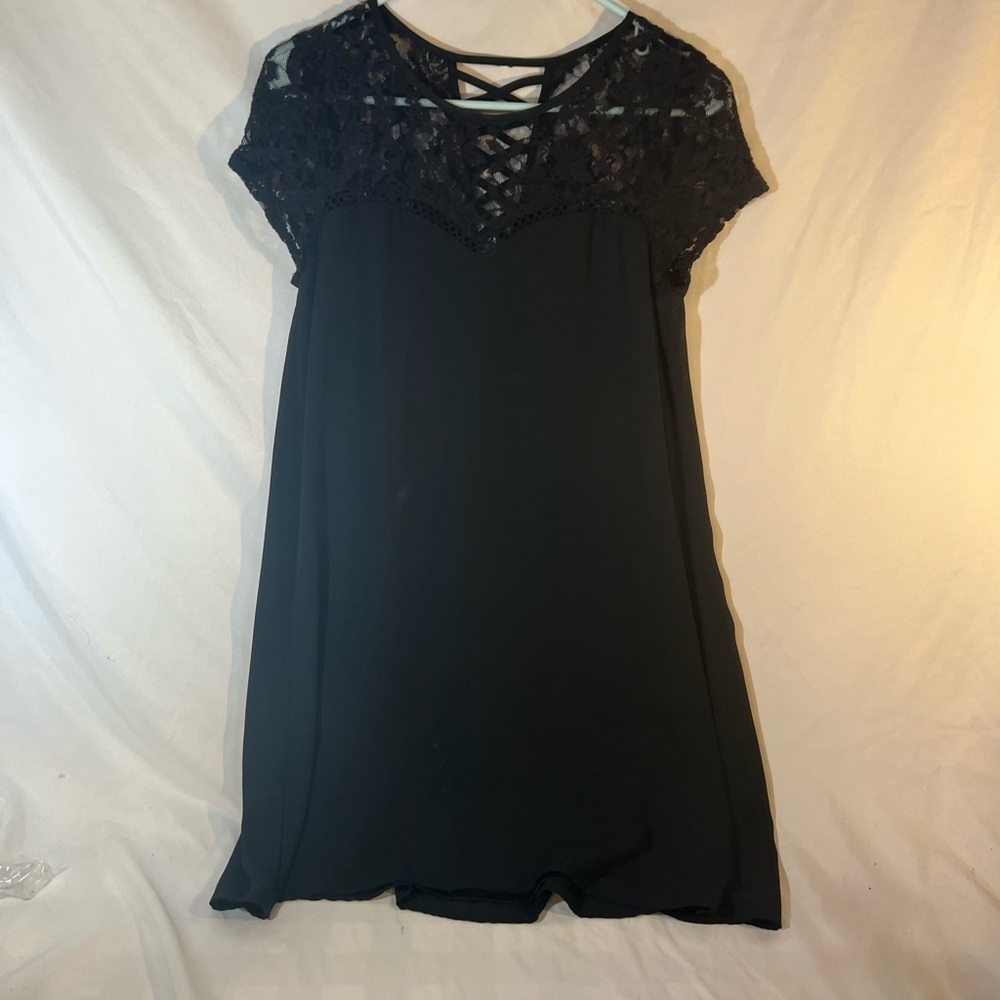 Almost Famous Elegant Black Lace Dress